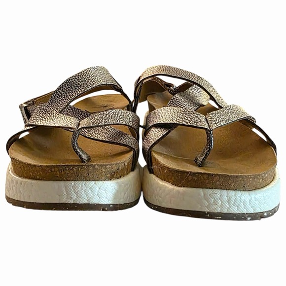 OTBT Springer Womens 8M Pewter Metallic Platform Sandals Boho Comfort Shoes main image 4